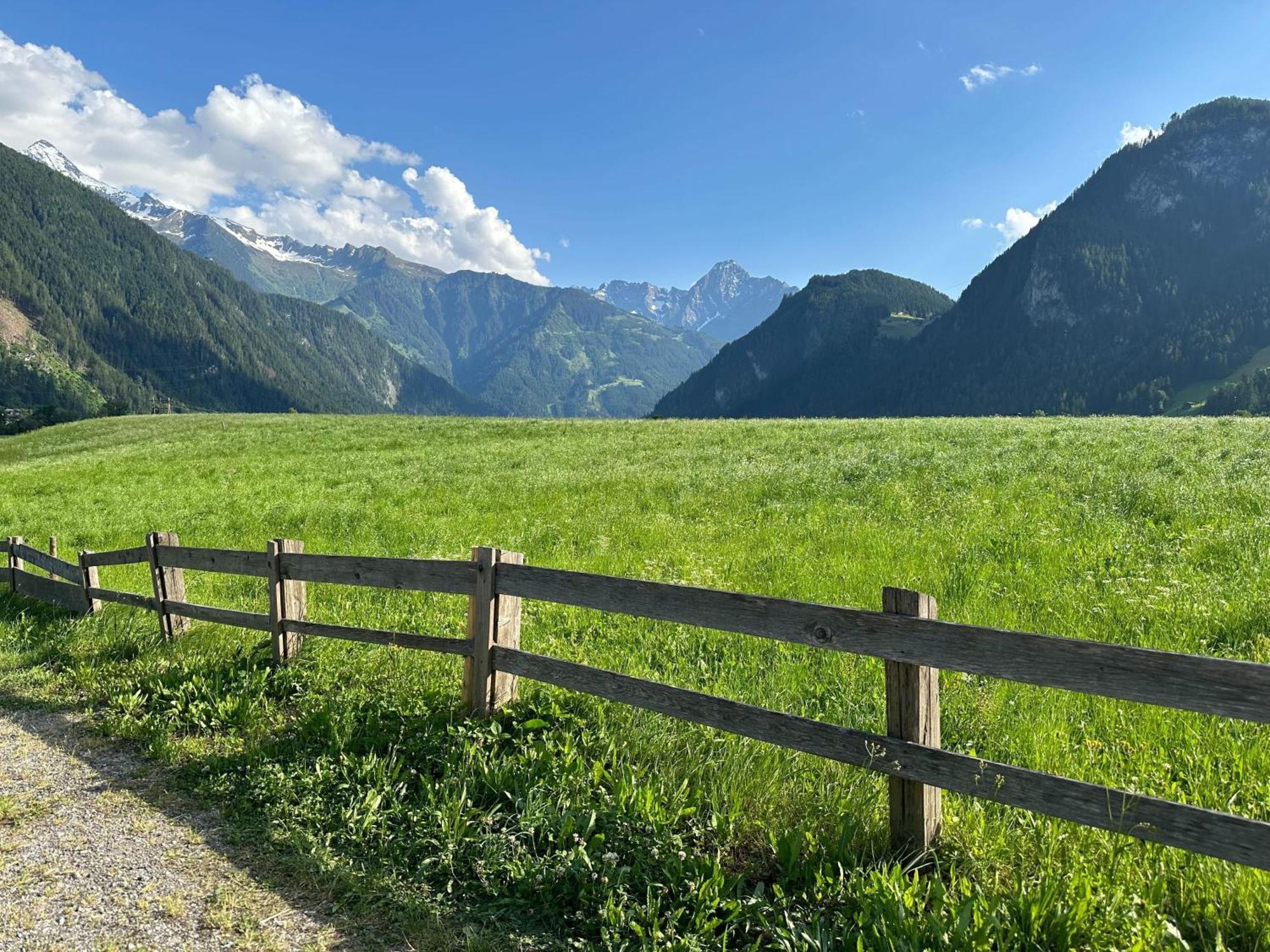 Appartamento Loft In The Alps Penthouse Schwendau Esterno foto